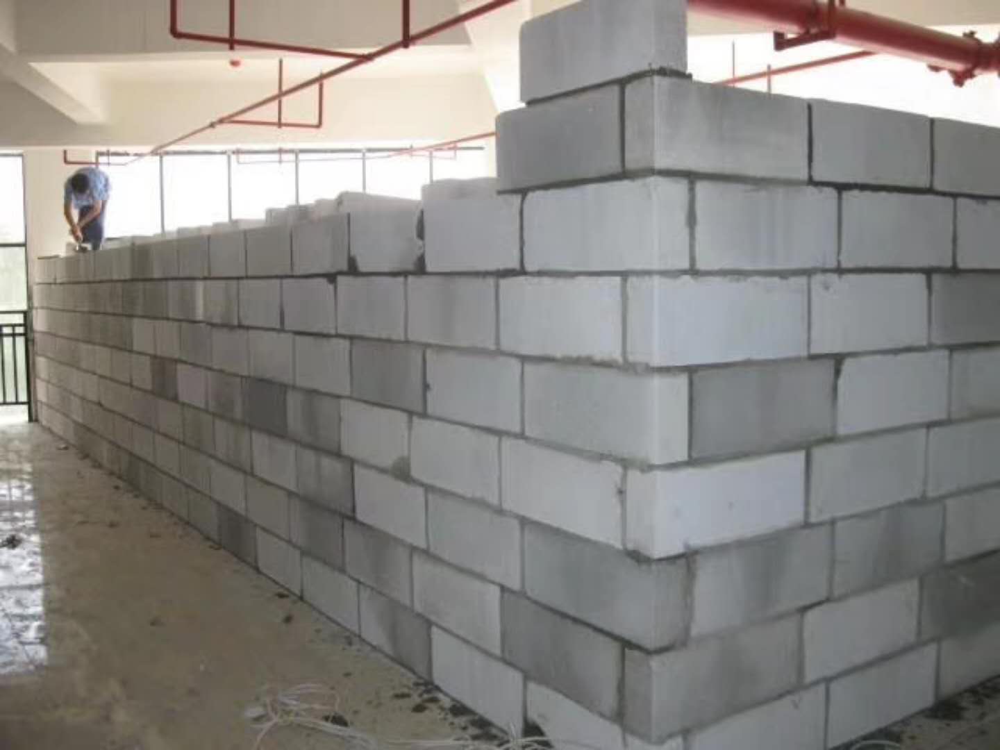 通许蒸压加气混凝土砌块承重墙静力和抗震性能的研究